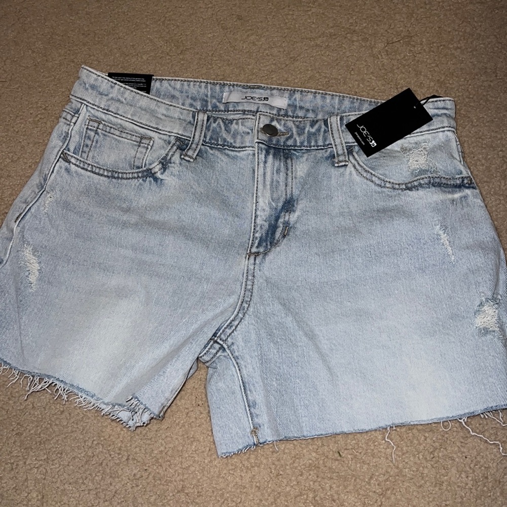 NWT Joe’s Jeans High Rise Jean Shorts Lightwash Women’s Size 29